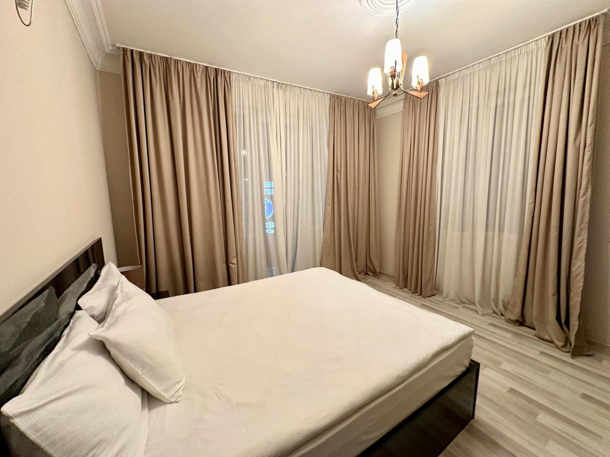 Hotel Tsereteli Batumi Exteriér fotografie