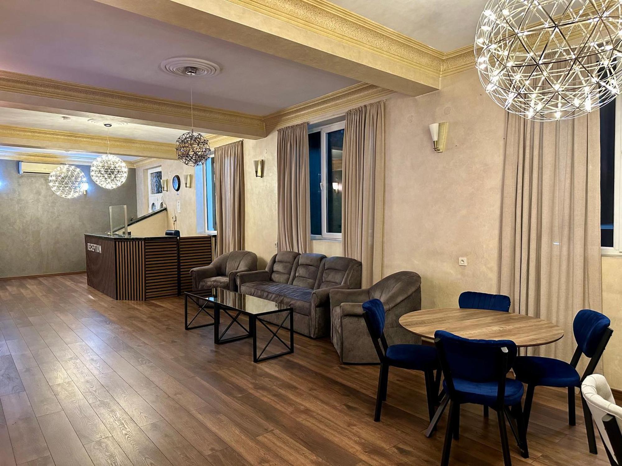 Hotel Tsereteli Batumi Exteriér fotografie